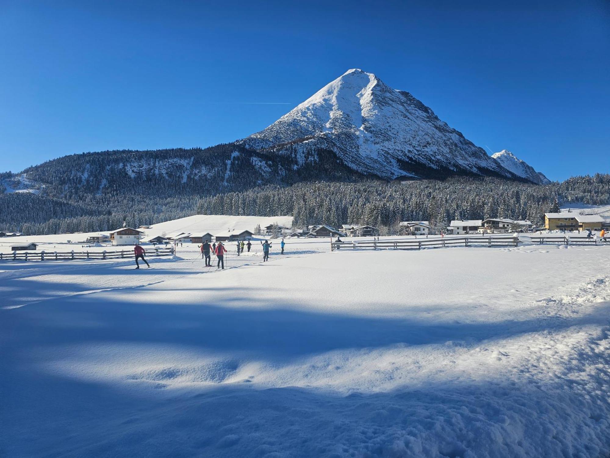 Alpenlandhaus Menardi ゼーフェルト・イン・チロル エクステリア 写真